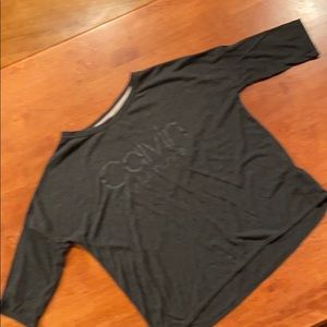 Small Calvin Klein 1/2 sleeve top